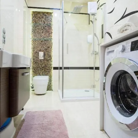 Prestige Z Widokiem Na Gory W Centrum * زاكوباني