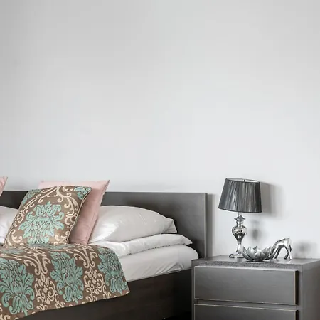 Apartman Prestige Z Widokiem Na Gory W Centrum Cytryn