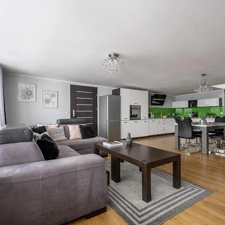 Apartman Prestige Z Widokiem Na Gory W Centrum Cytryn *