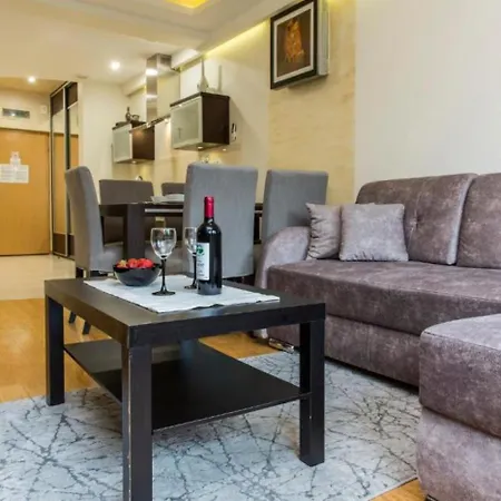 Prestige Z Widokiem Na Gory W Centrum *