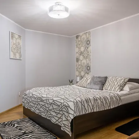 Prestige Z Widokiem Na Gory W Centrum *